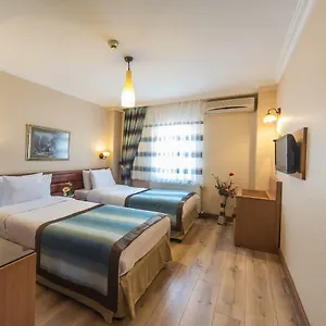 rezervați aici
