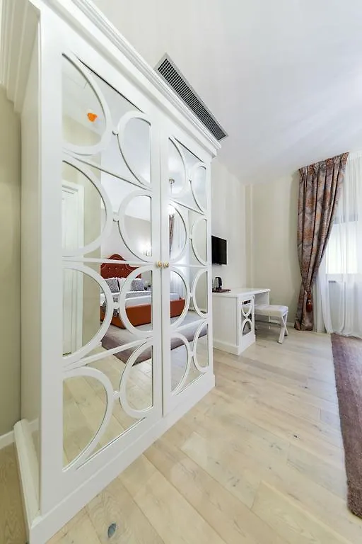 The Mansion Boutique Hotel (Adults Only) Bucharest